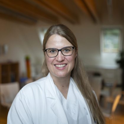 Eva Voser, Oberärztin im Kompetenzzentrum für Palliative Care des Spitals Affoltern, fotografiert von Gaëtan Bally.