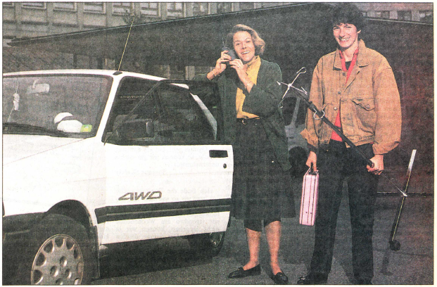 Foto aus der Zeitung «Züri Woche» vom Oktober 1989. Links Agnes Moser, rechts Barbara Arnold.