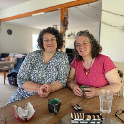 Nora Oswald (links) und Carmen Pfrunder.