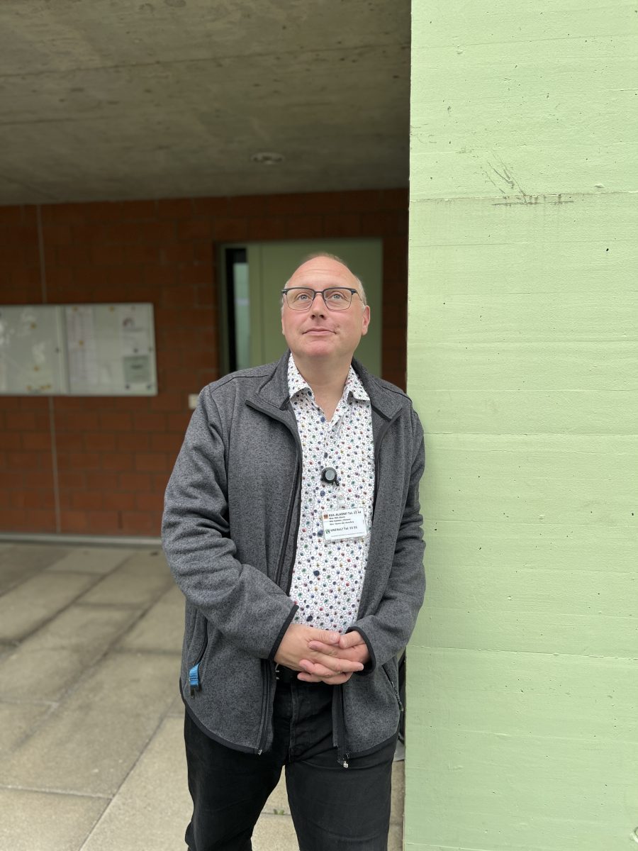 Porträt von Volker Schmitt, Palliativseelsorger.