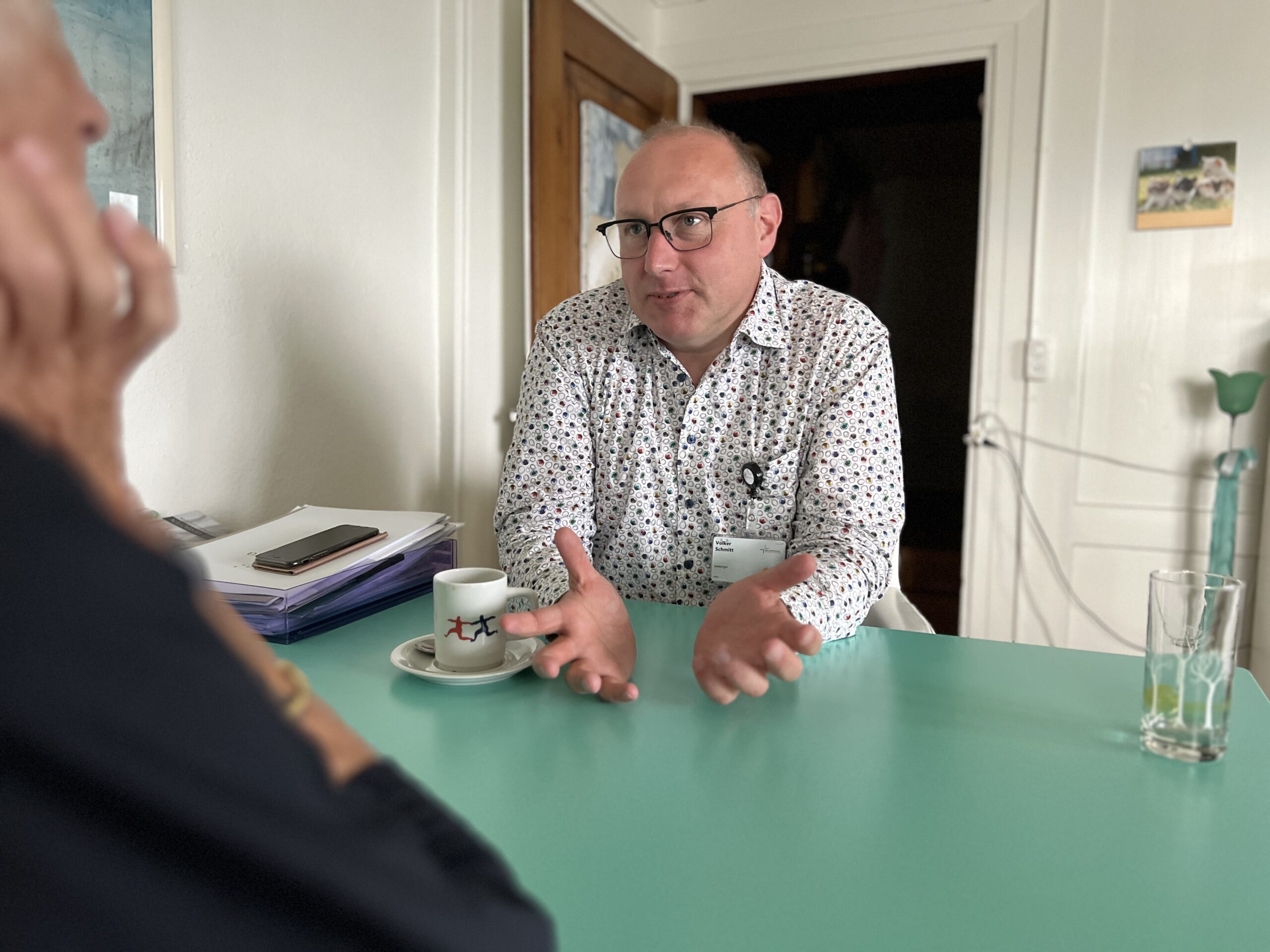 Volker Schmitt im Gespräch: Es geht bei weitem nicht nur um Religion.